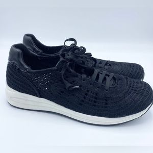 Earth‎ Sneakers Size 7 NWOB